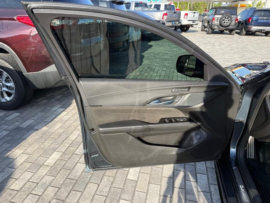 Cadillac CT4-V 4dr Sdn Blackwing 2022