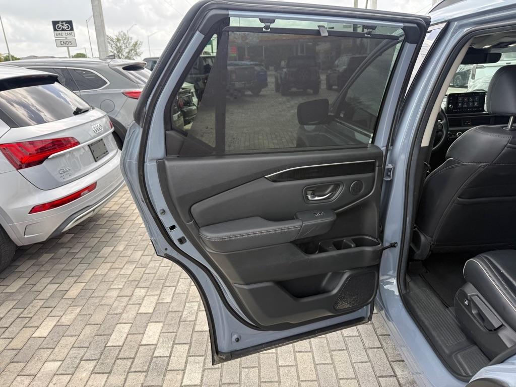 Honda Pilot Elite AWD 2024
