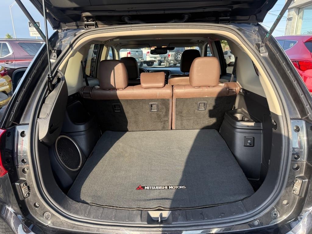 Mitsubishi Outlander PHEV SEL S-AWC 2018