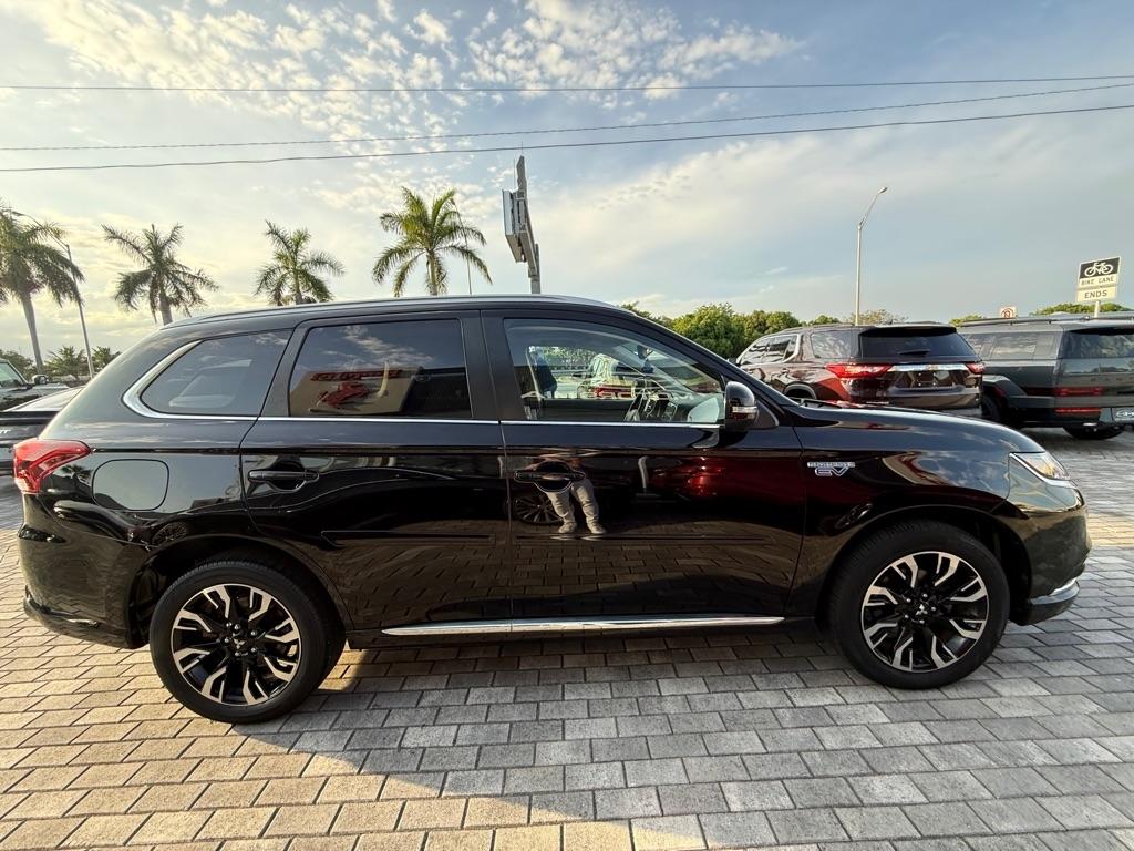 Mitsubishi Outlander PHEV SEL S-AWC 2018