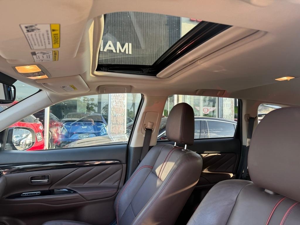 Mitsubishi Outlander PHEV SEL S-AWC 2018