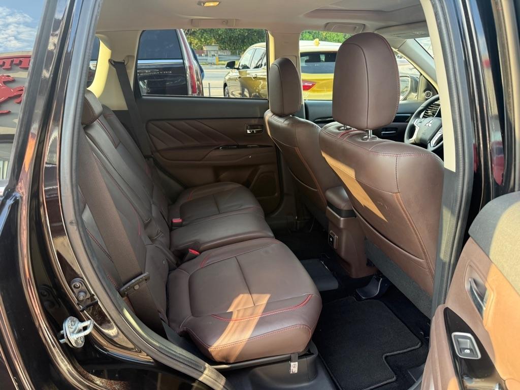 Mitsubishi Outlander PHEV SEL S-AWC 2018