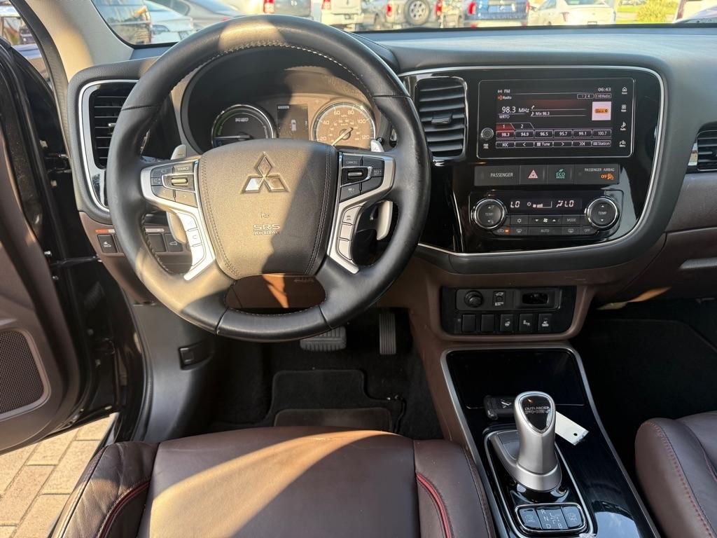 Mitsubishi Outlander PHEV SEL S-AWC 2018