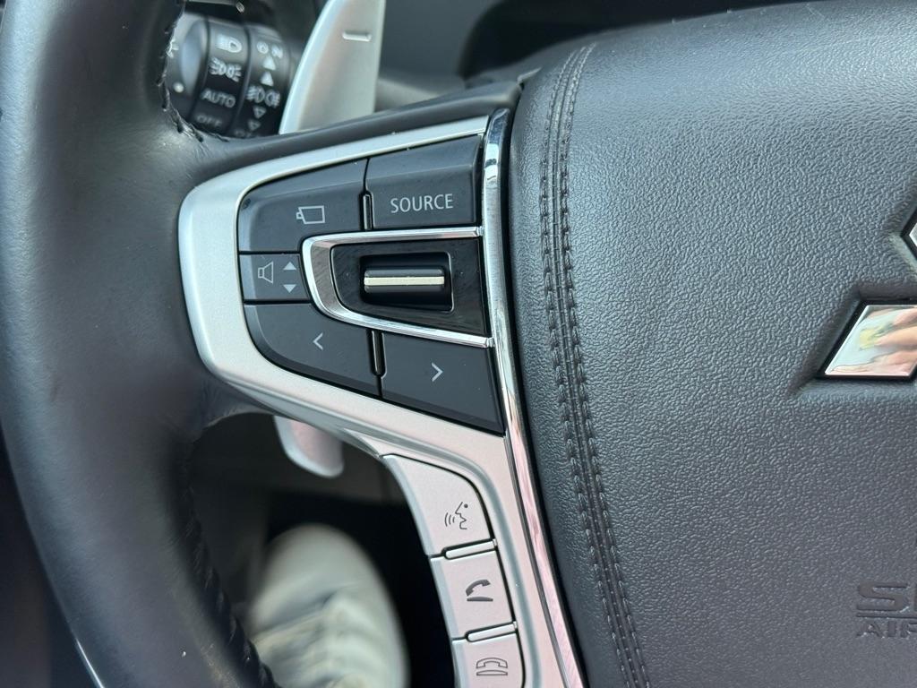 Mitsubishi Outlander PHEV SEL S-AWC 2018