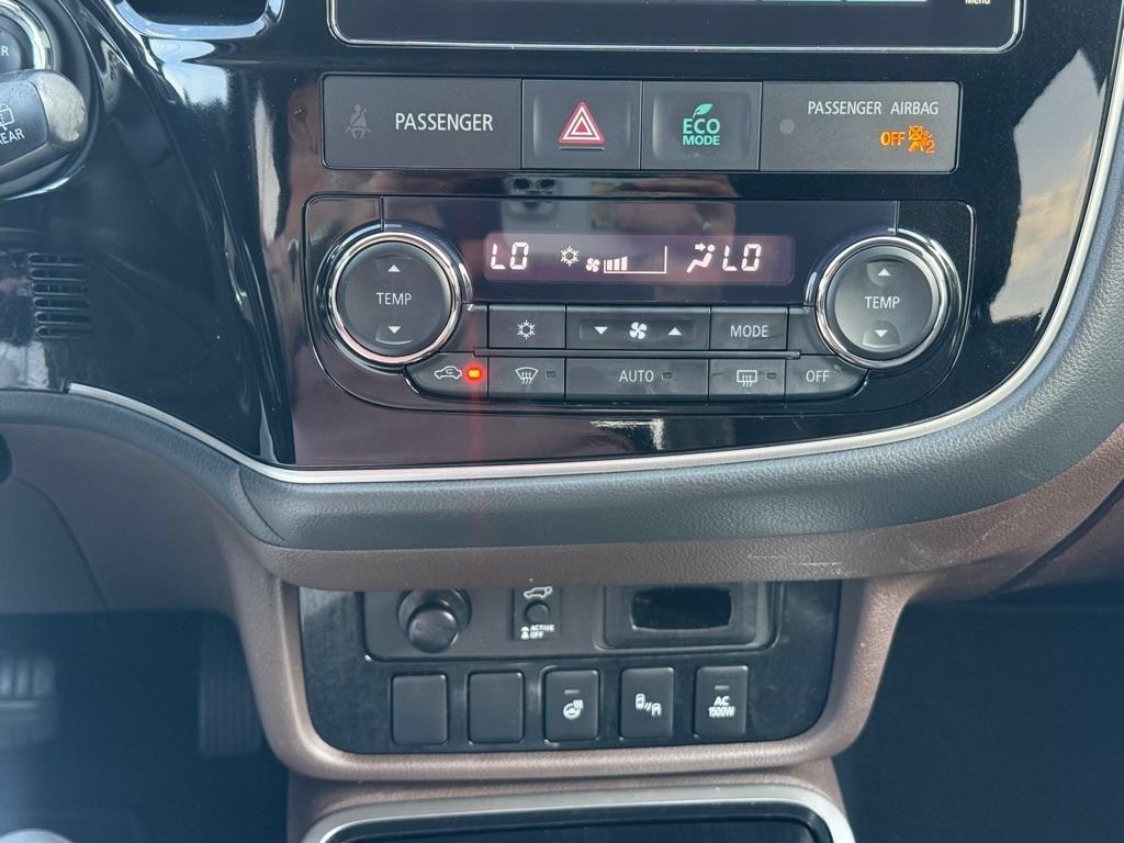 Mitsubishi Outlander PHEV SEL S-AWC 2018