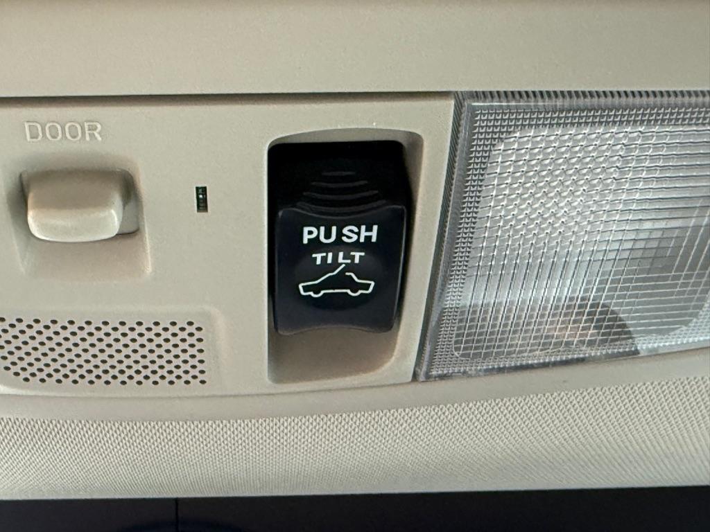 Mitsubishi Outlander PHEV SEL S-AWC 2018