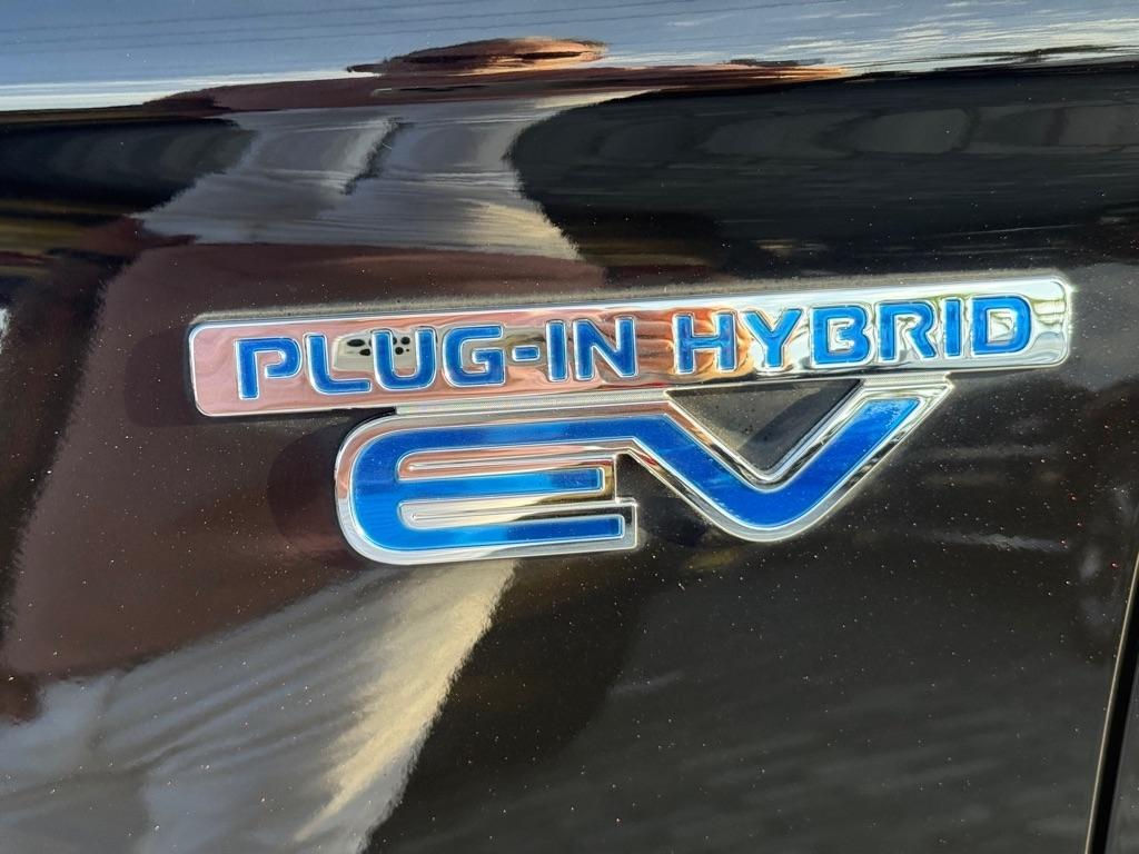 Mitsubishi Outlander PHEV SEL S-AWC 2018