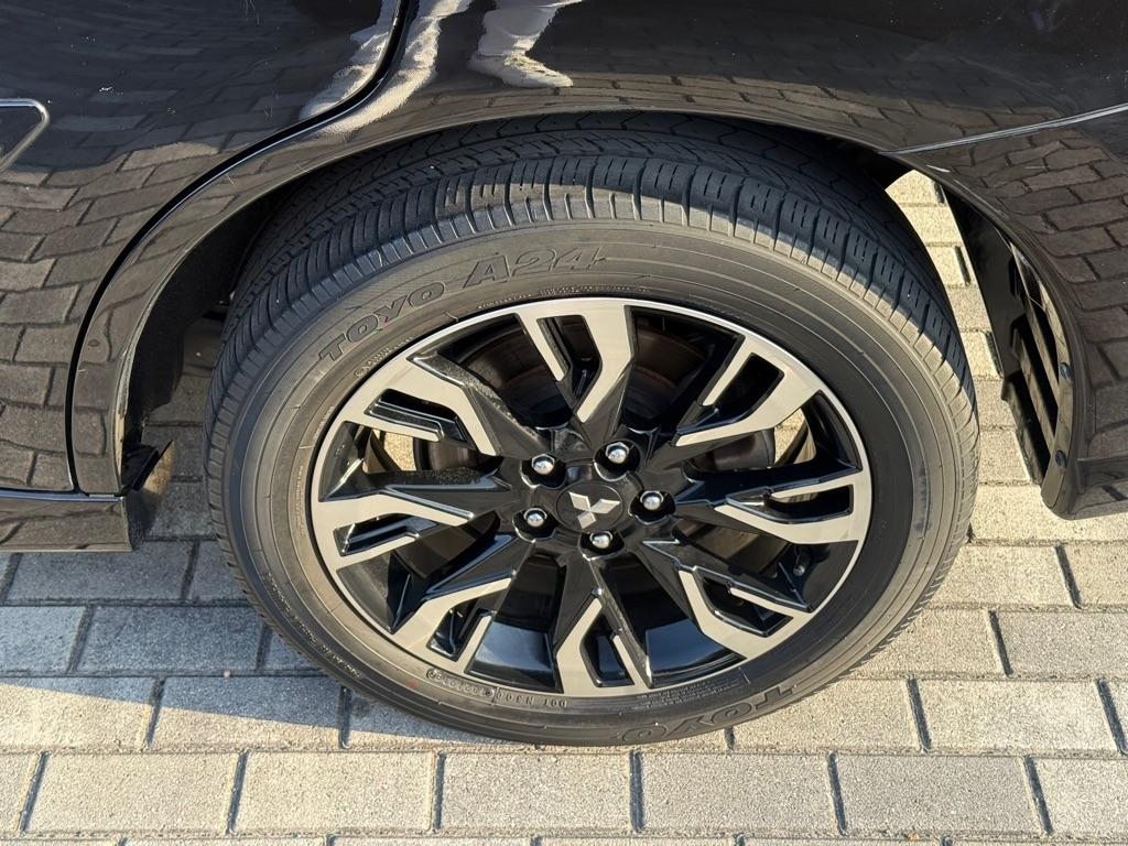 Mitsubishi Outlander PHEV SEL S-AWC 2018