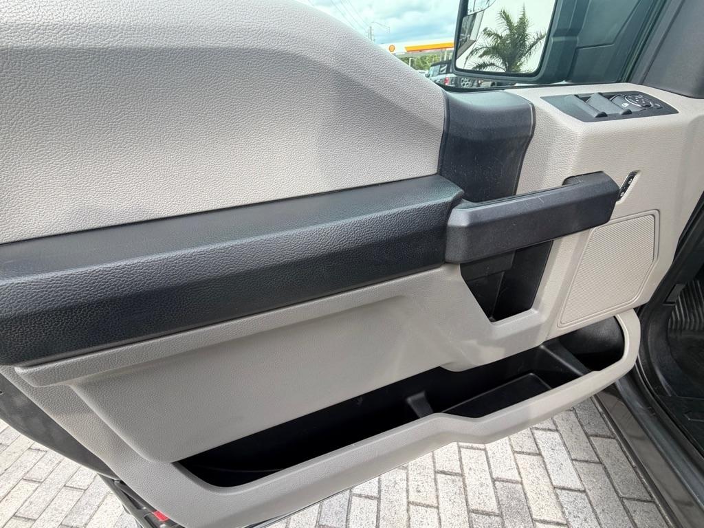 Ford F-150 XL 4WD SuperCab 6.5' Box 2019