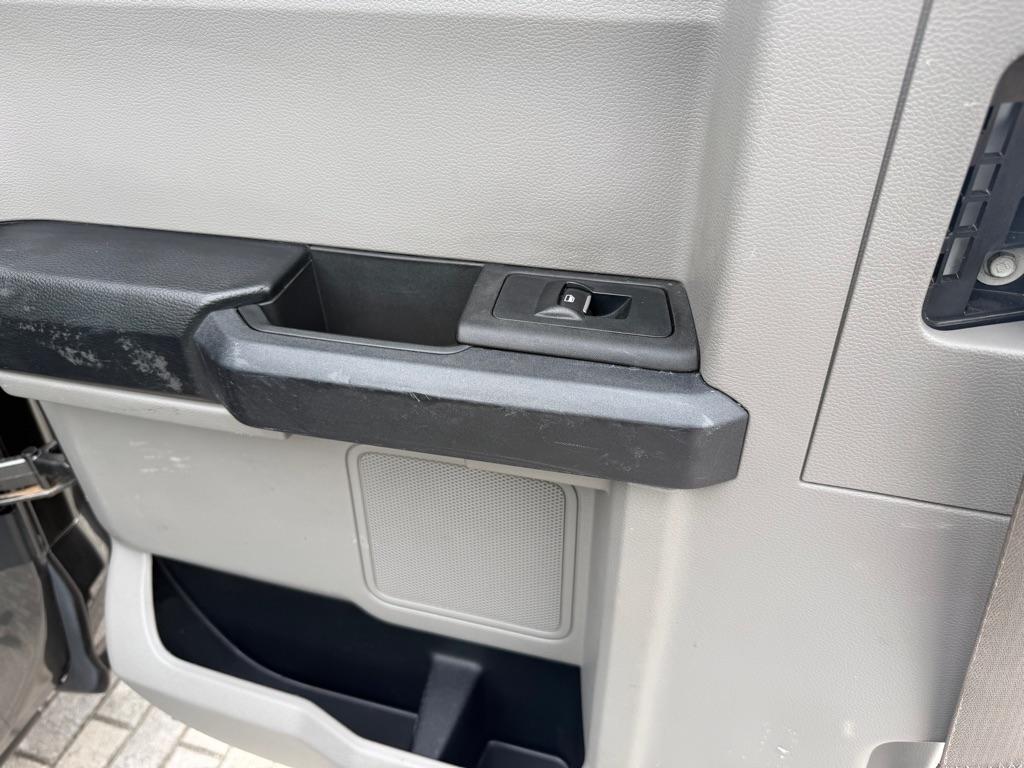 Ford F-150 XL 4WD SuperCab 6.5' Box 2019