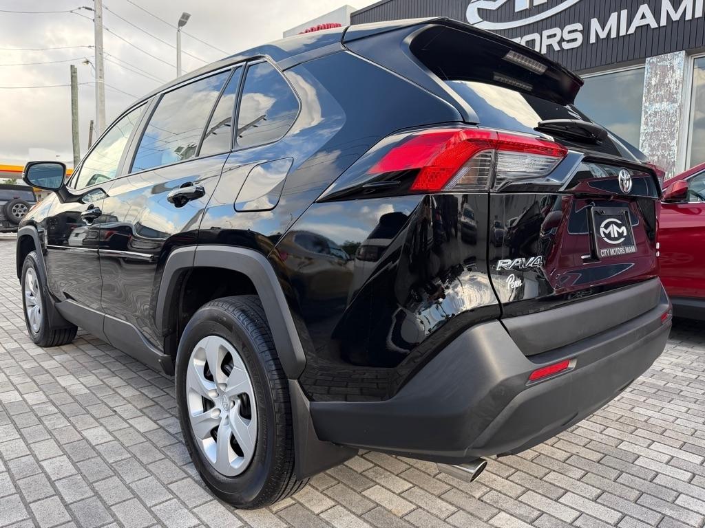 Toyota RAV4 LE AWD (Natl) 2025