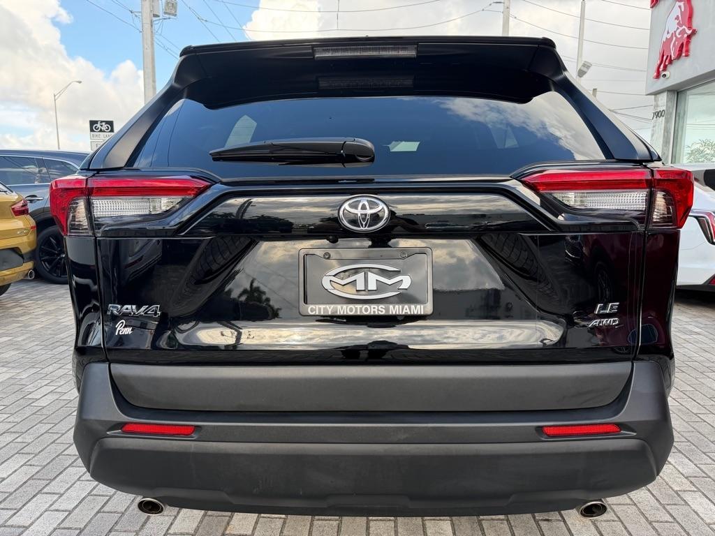 Toyota RAV4 LE AWD (Natl) 2025