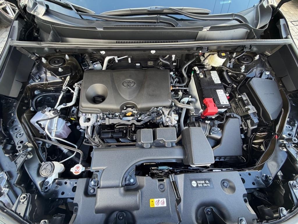 Toyota RAV4 LE AWD (Natl) 2025