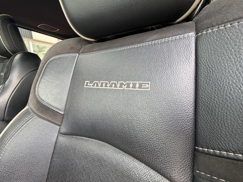 RAM 2500 Laramie 4x4 Crew Cab 6'4" Box 2022