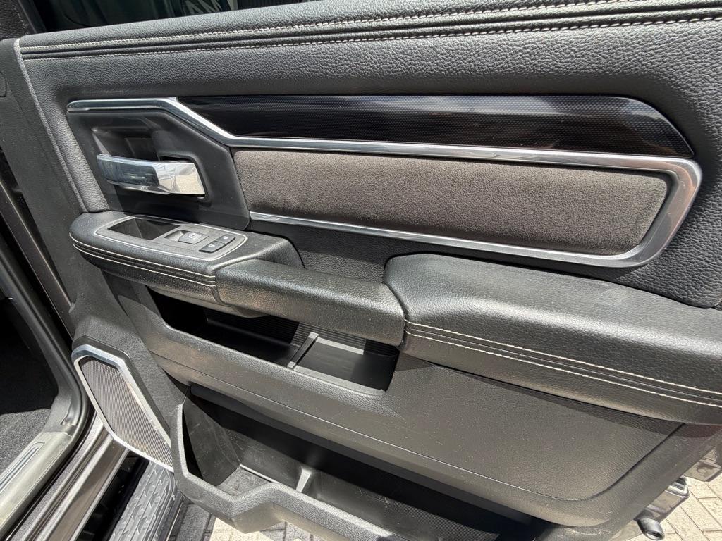 RAM 2500 Laramie 4x4 Crew Cab 6'4" Box 2022