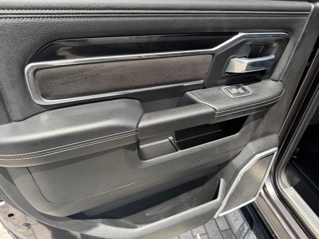 RAM 2500 Laramie 4x4 Crew Cab 6'4" Box 2022