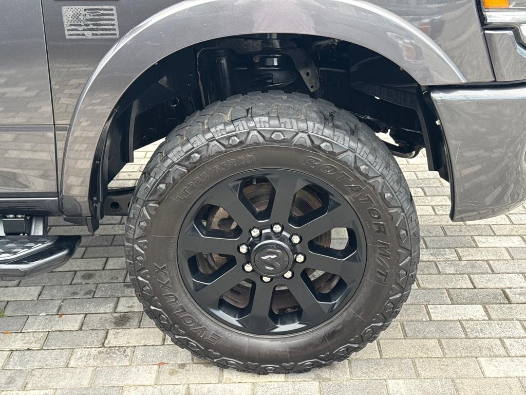 RAM 2500 Laramie 4x4 Crew Cab 6'4" Box 2022