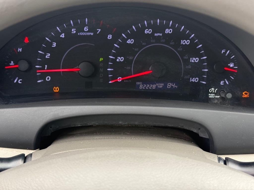 Toyota Camry 4dr Sdn I4 Man (Natl) 2010