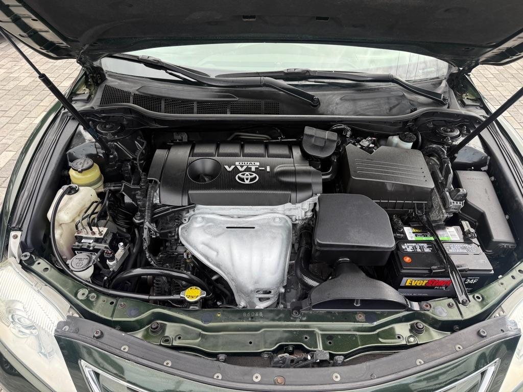 Toyota Camry 4dr Sdn I4 Man (Natl) 2010