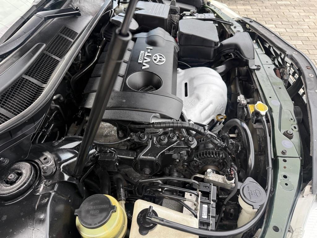 Toyota Camry 4dr Sdn I4 Man (Natl) 2010