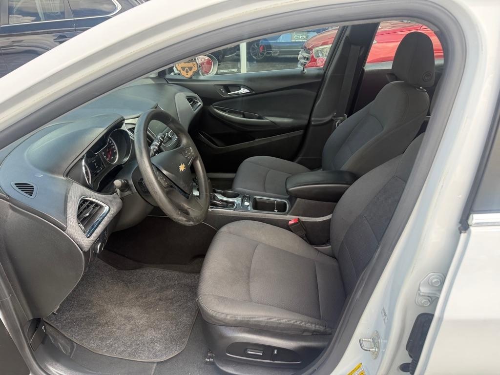 Chevrolet Cruze 4dr HB LT 2019