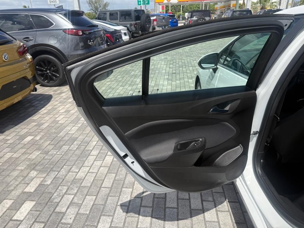 Chevrolet Cruze 4dr HB LT 2019