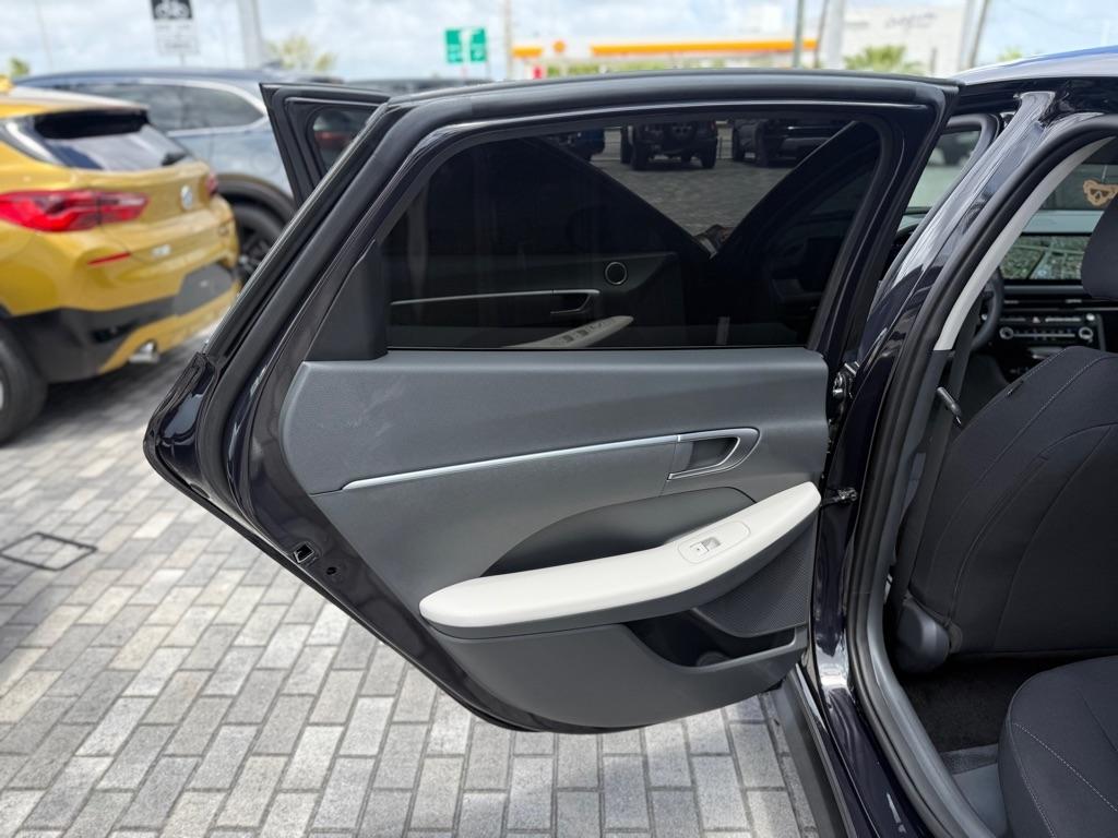 Hyundai Sonata SE FWD 2026