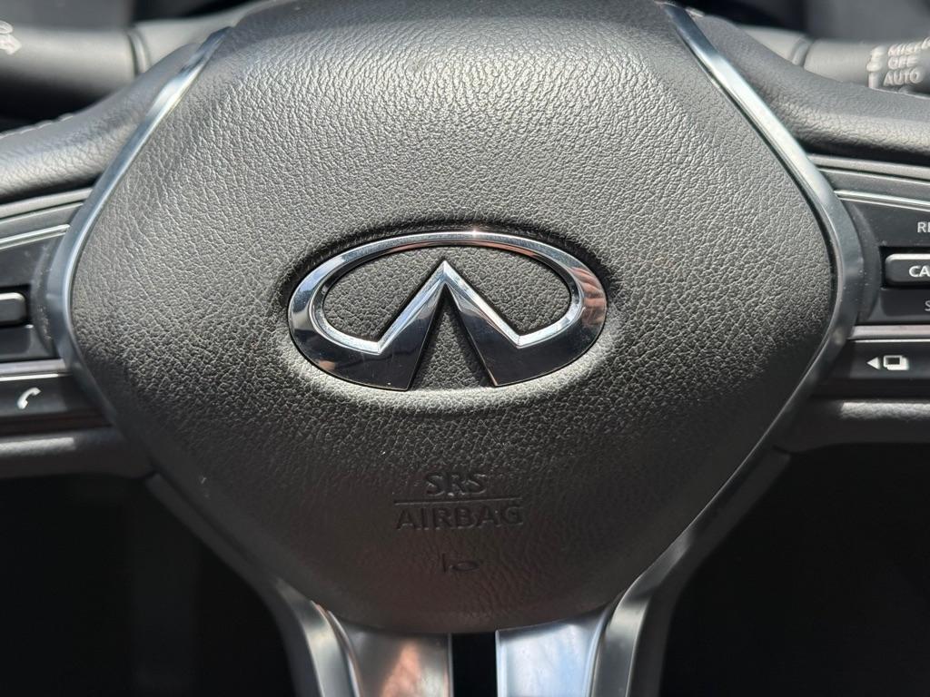 Infiniti Q50 LUXE AWD 2024