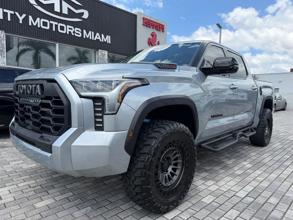 Toyota Tundra 4WD Limited CrewMax 5.5' Bed (Natl) 2024
