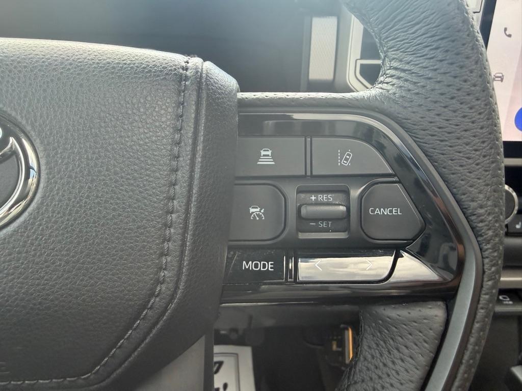 Toyota Tundra 4WD Limited CrewMax 5.5' Bed (Natl) 2024