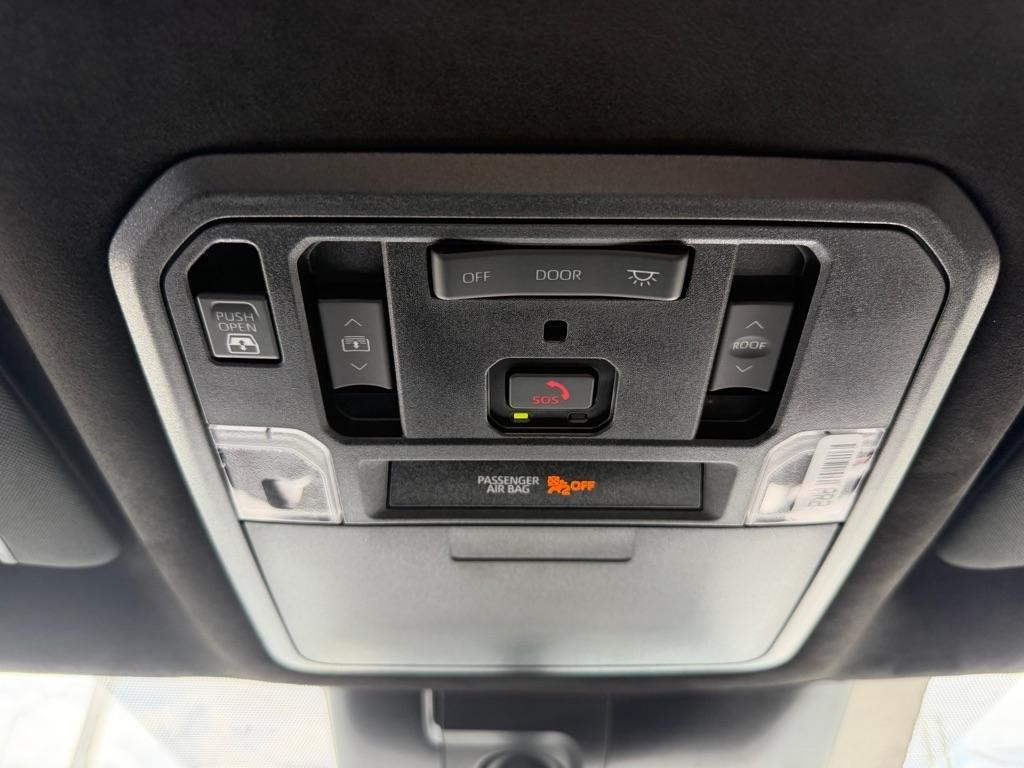Toyota Tundra 4WD Limited CrewMax 5.5' Bed (Natl) 2024