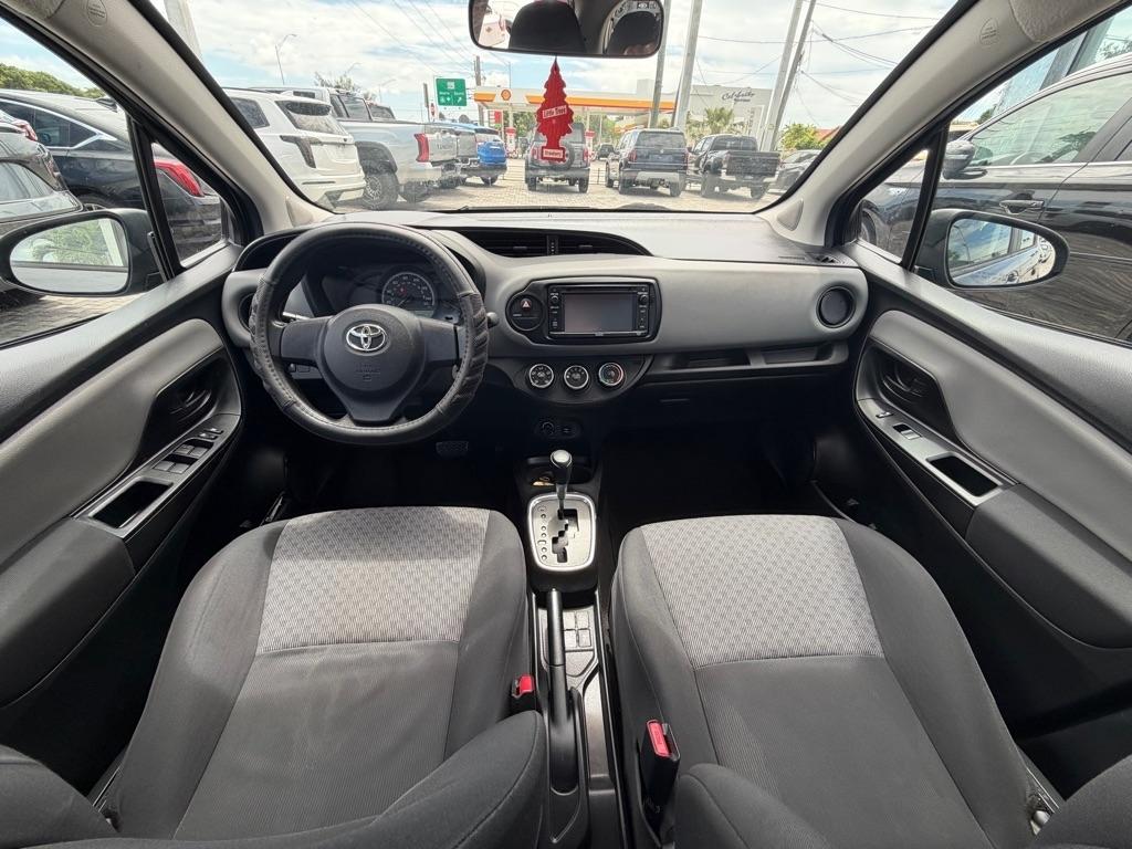 Toyota Yaris 5dr Liftback Auto L (Natl) 2015