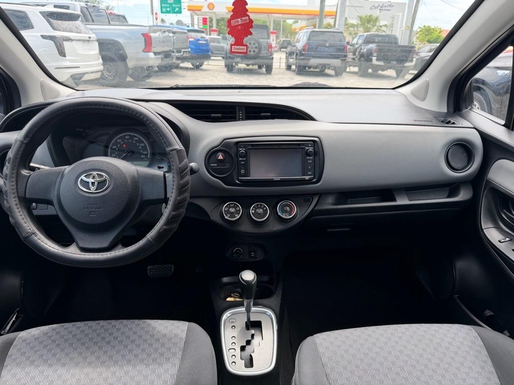 Toyota Yaris 5dr Liftback Auto L (Natl) 2015