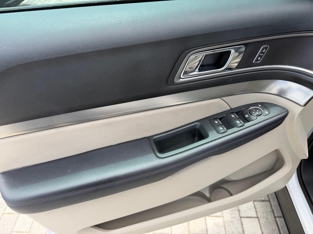 Ford Explorer XLT FWD 2018
