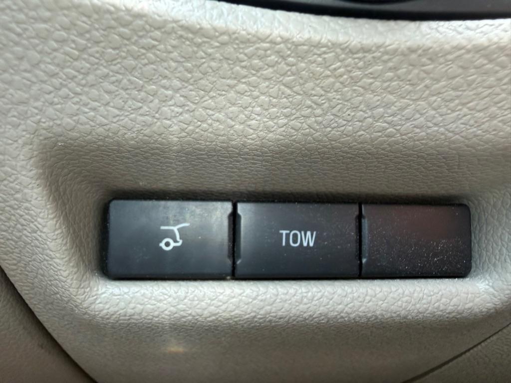 Ford Explorer XLT FWD 2018