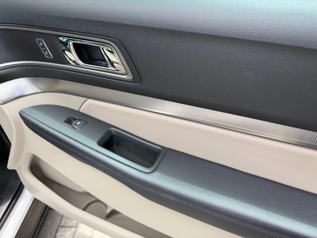 Ford Explorer XLT FWD 2018
