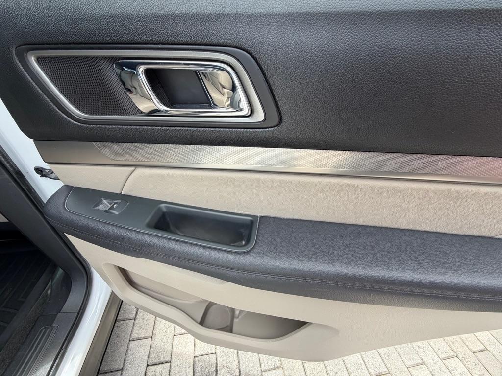Ford Explorer XLT FWD 2018