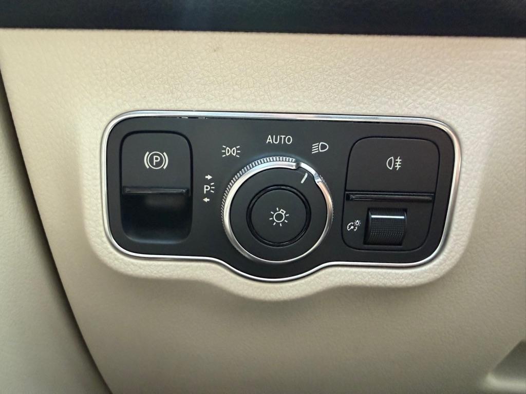 Mercedes-Benz EQB EQB 350 4MATIC SUV 2022