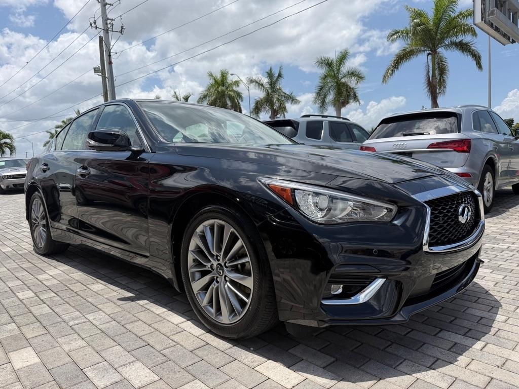 Infiniti Q50 LUXE AWD 2023