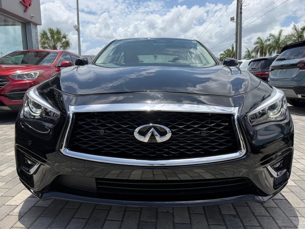 Infiniti Q50 LUXE AWD 2023