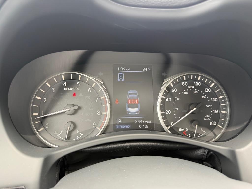 Infiniti Q50 LUXE AWD 2023