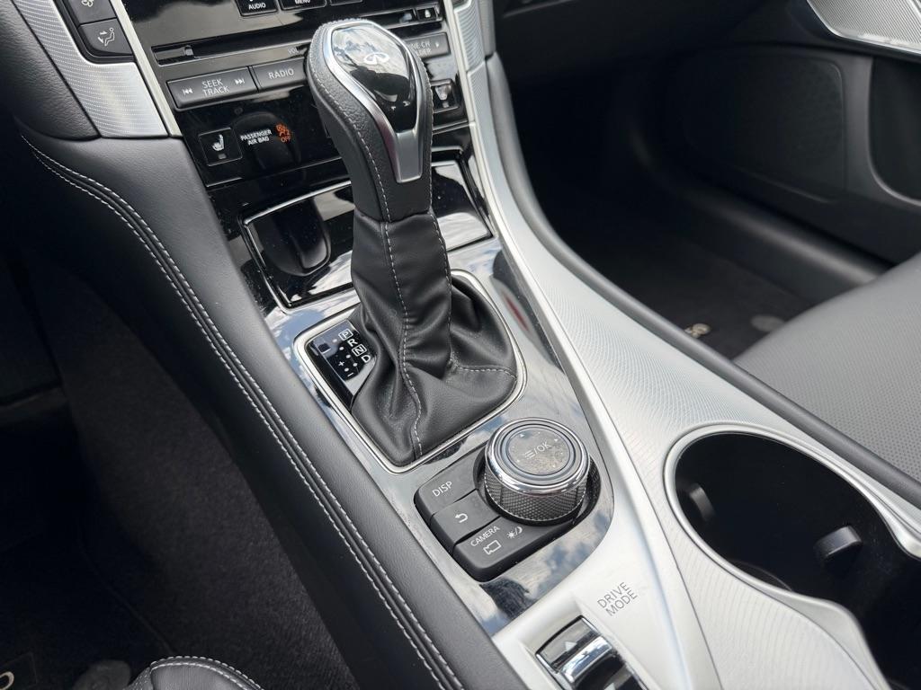 Infiniti Q50 LUXE AWD 2023