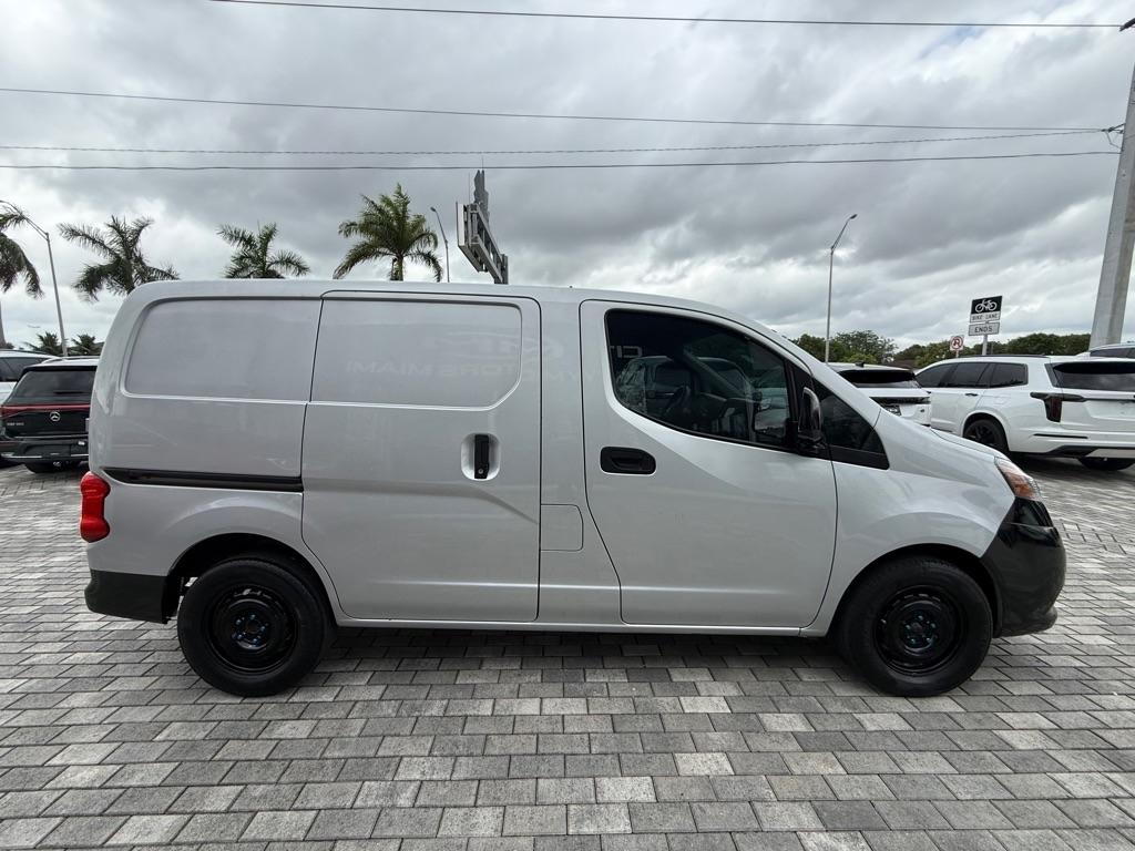 Nissan NV200 I4 SV 2015