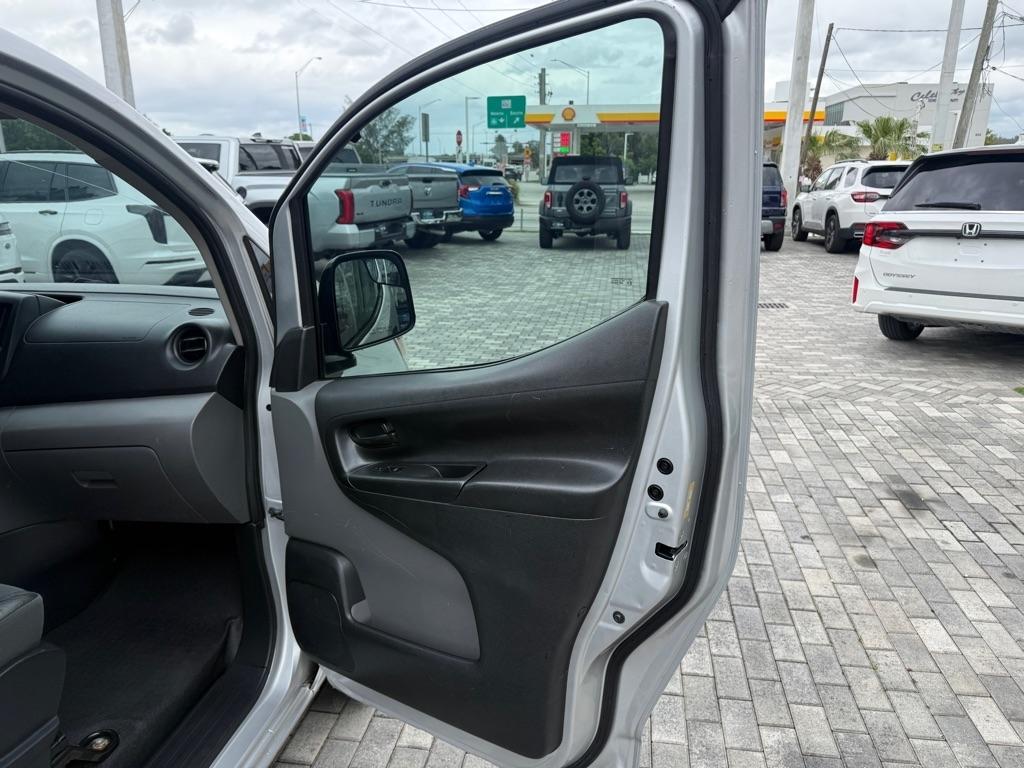 Nissan NV200 I4 SV 2015