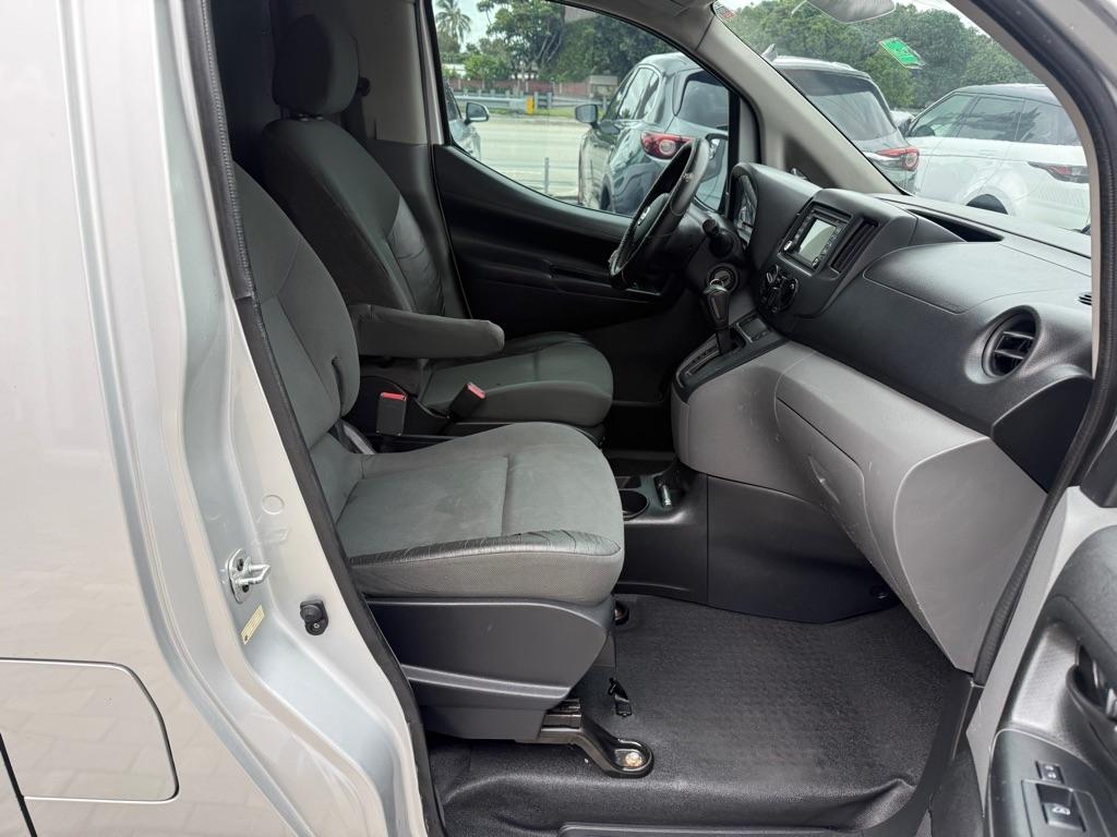 Nissan NV200 I4 SV 2015