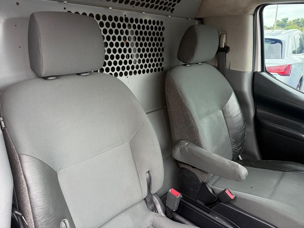 Nissan NV200 I4 SV 2015