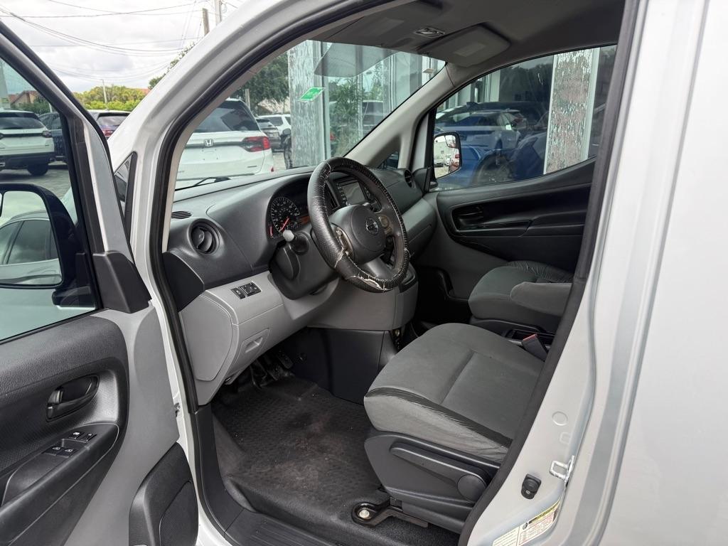 Nissan NV200 I4 SV 2015