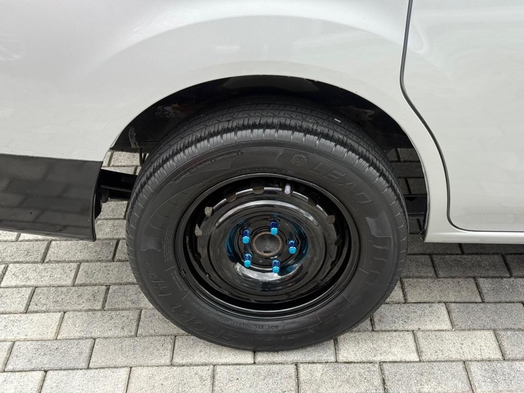 Nissan NV200 I4 SV 2015