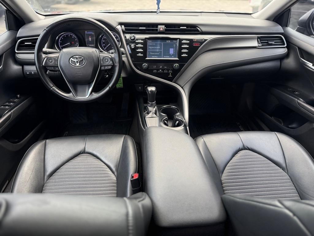 Toyota Camry XLE Auto (Natl) 2019