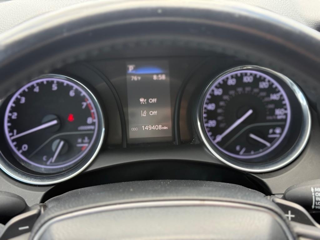 Toyota Camry XLE Auto (Natl) 2019